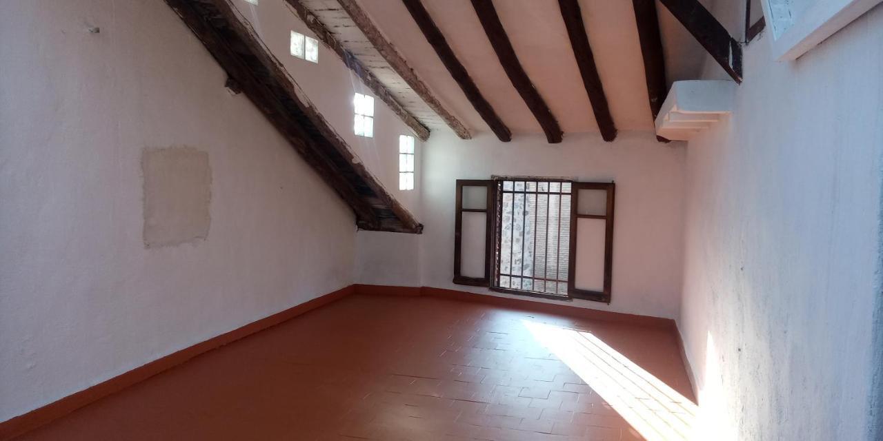Puerta De Bisagra-Parking Gratis- Con 2 Habitaciones Toledo Luaran gambar